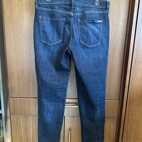 White House Black Market Mid-Rise Girlfriend Jeans - Picture 4 of 4